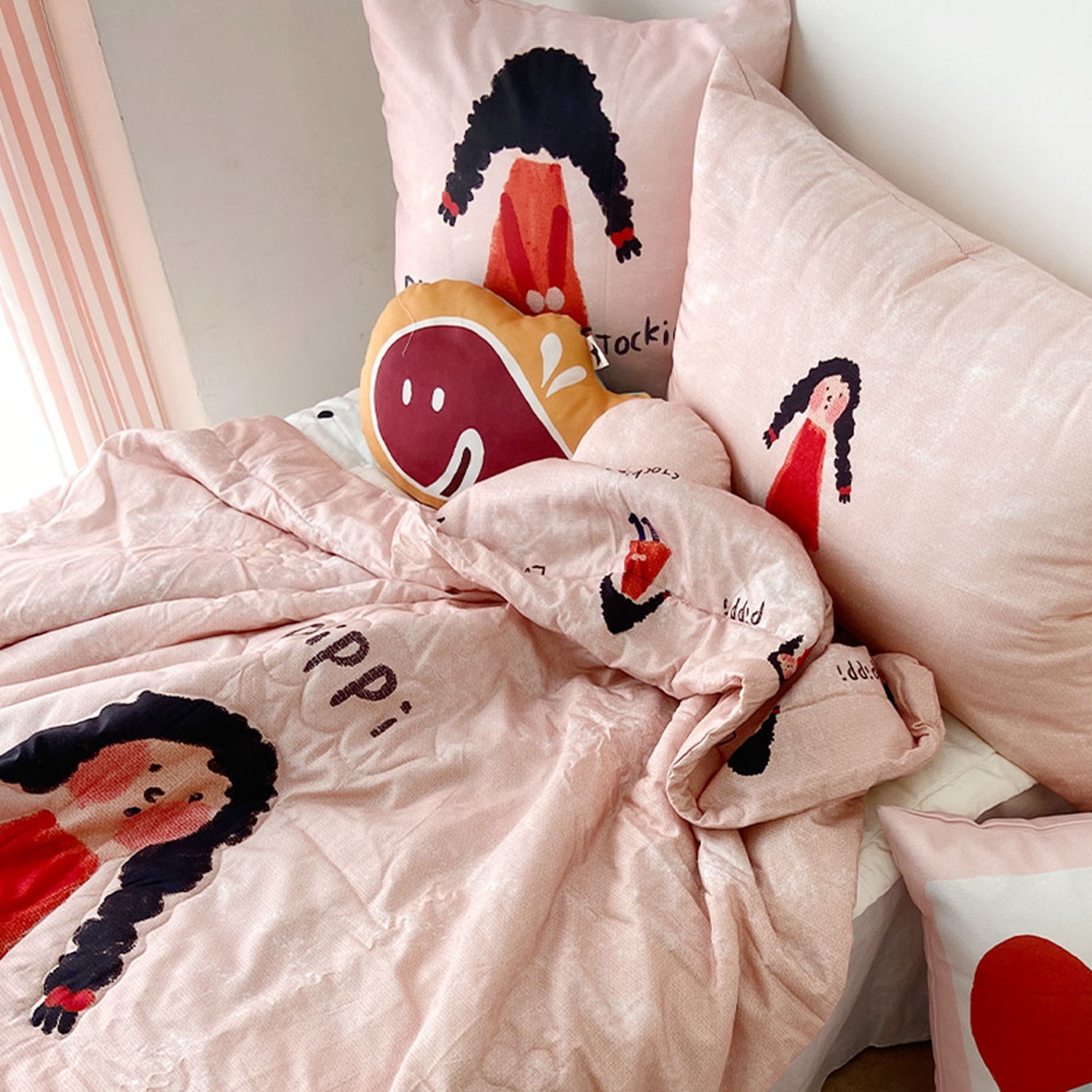 [drawing AMY]  Pippi Long Stocking summer bed comforter set