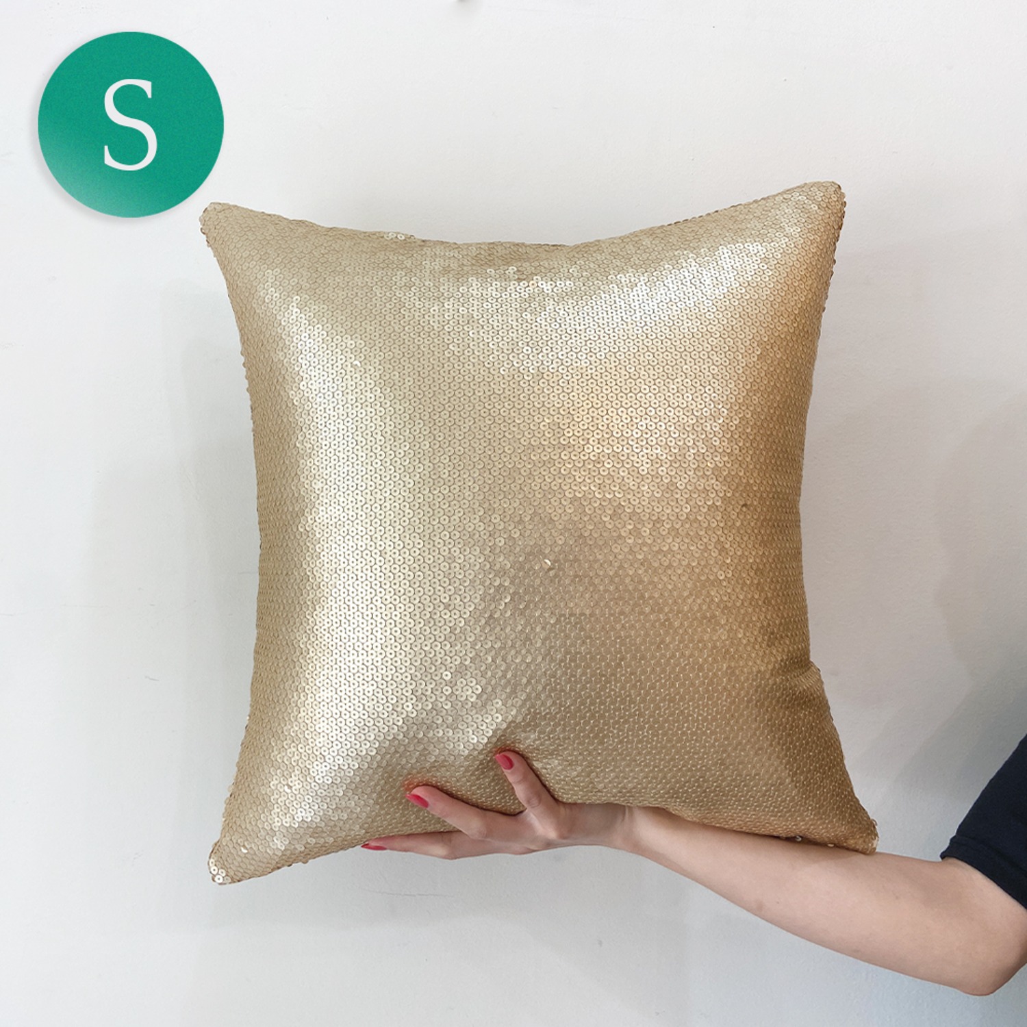 [샘플세일] Gold spangle Cushion